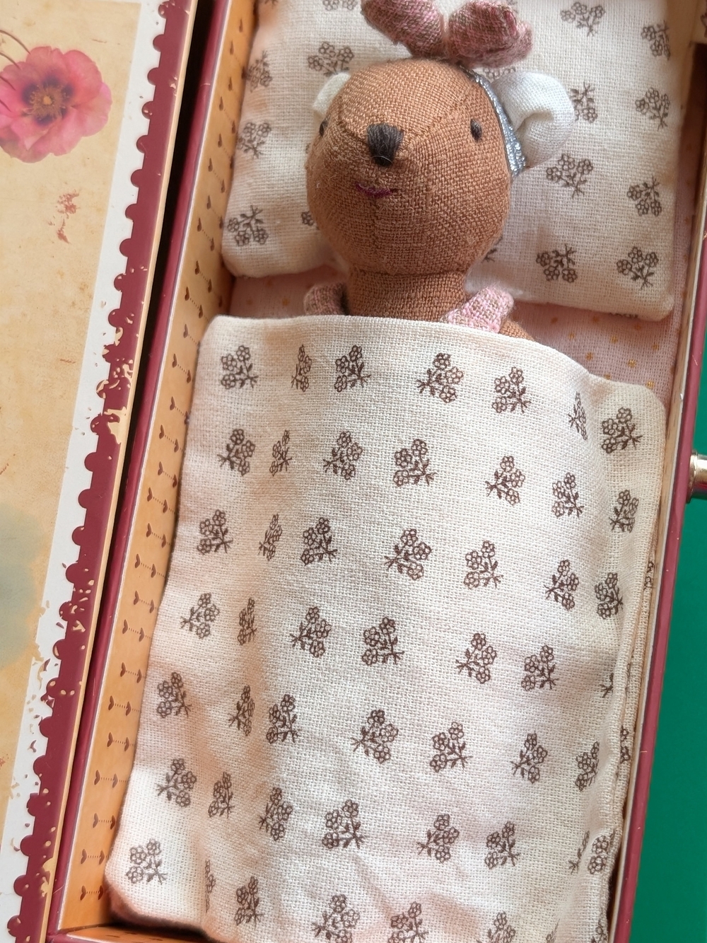 LevLov Plush Mouse in Stamp Box - Pink & Brown - Picture 4 of 9